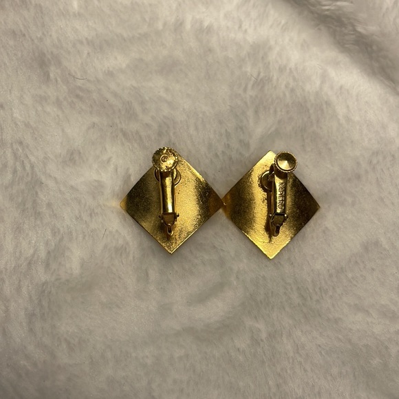 Gold Clip On Earrings - Picture 3 of 7